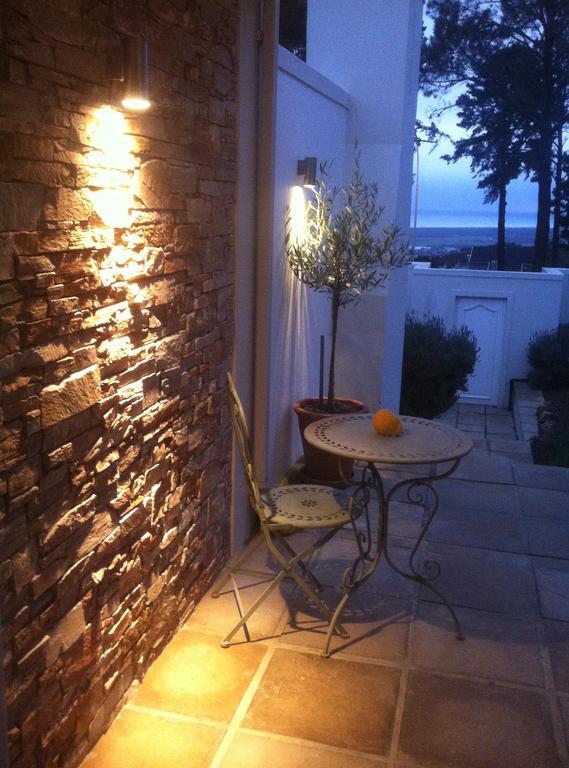 Explorer Guesthouse ซัมเมอร์เซ็ต เวสต์ ภายนอก รูปภาพ